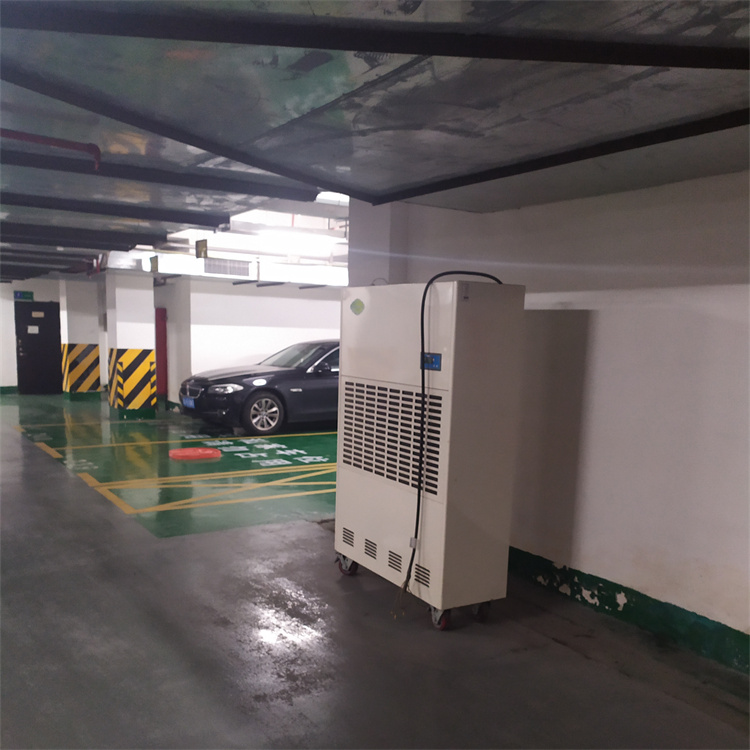 宝鸡雨季有效降低湿度？采用杭州井泉环保科技有限公司生产的杭井牌：CFZ-7／S 220V／50Hz 除湿量7kg／h抽湿器来吸湿