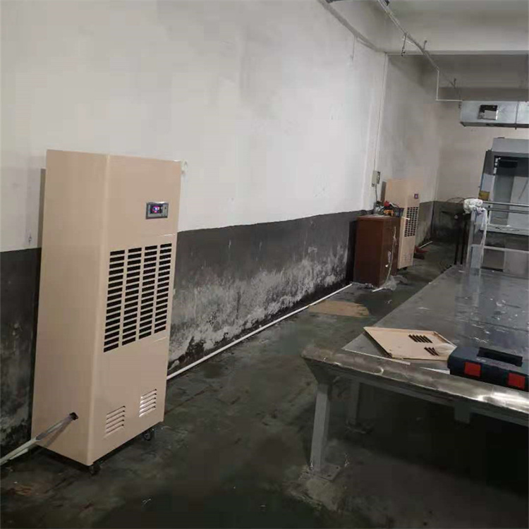 德州夏季用什么除湿设备-采用杭州井泉环保科技有限公司生产的杭井牌:HJ-8138H 220V/50Hz 除湿量138升/天大型抽湿机来防潮 德州夏季用什么除湿设备-采用杭州井泉环保科技有限公司生产的杭井牌:HJ-8138H 220V/50Hz 除湿量138升/天大型抽湿机来防潮