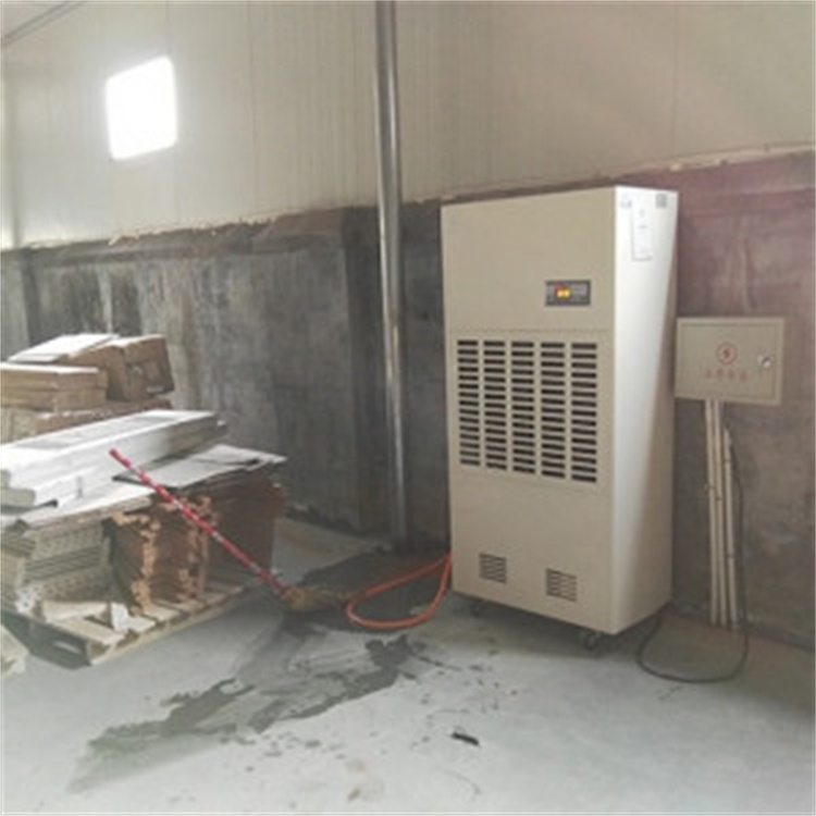 药材仓库如何避免湿度过高？